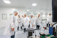Menkes Tinjau Pabrik Fraksionasi Plasma Pertama di Indonesia, Dorong Kemandirian Obat Nasional