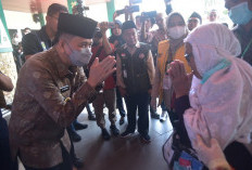 Pj Gubernur Fatoni Sambut Kedatangan Jemaah Haji Kloter I Embarkasi Palembang
