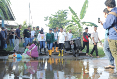 Pj Wako Palembang Tinjau Lokasi Banjir di Keramasan, Segera Bantu 900 Warga Terdampak