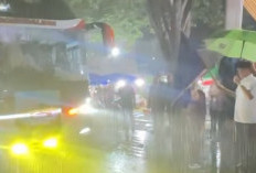 Hujan Deras Warnai Pelepasan 124 Calon Haji OKU Timur, Bupati Lanosin: Jaga Kekompakan