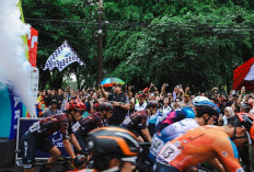 Lepas Peserta Tour de Banyuwangi Ijen 2025, Promosikan Daerah ke Mata Dunia Melalui Olahraga