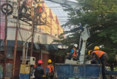 Pulihkan Gangguan Listrik Pasca Badai