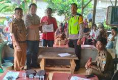 60 KK Terima BLT dari Pemdes Tanjung Sari