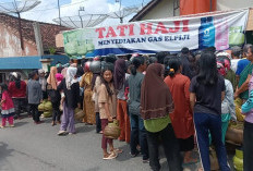 Warga Dihantui Tingginya Harga Gas Elpiji