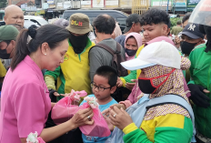 Akhir Ramadan 2024, Bhayangkari Sumatera selatan Berbagi 2000 Takjil ke Masyarakat