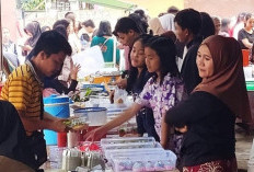 Pasar Bedug Simpang Jadi Primadona Jelang Berbuka