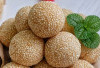 Onde-Onde Pandan Empuk dan Lumer, Teman Ngopi Paling Pas