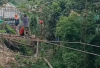Pembangunan Jembatan Gantung Hampir Rampung