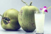 4 Cara Menggunakan Air Kelapa Untuk Wajah, Manfaat Tangkal Penuaan Dini