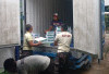 Distribusikan 100 Ton Kurma Saudi