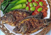 Resep Lengkap Ikan Goreng Sambal Tomat yang Lezat