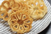 Cara Membuat Kue Kembang Goyang yang Cantik dan Renyah