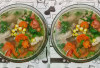 Langkah Buat Sup Ayam Sayuran, Hidangan Berkuah Cocok Untuk Temen Makan Anak